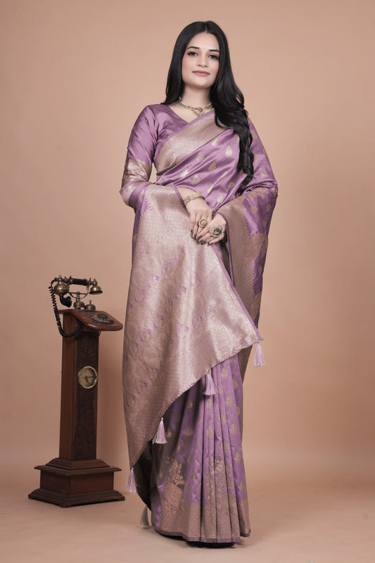 Elegent Lavender Banarasi Silk Saree with Golden Zari Weaving