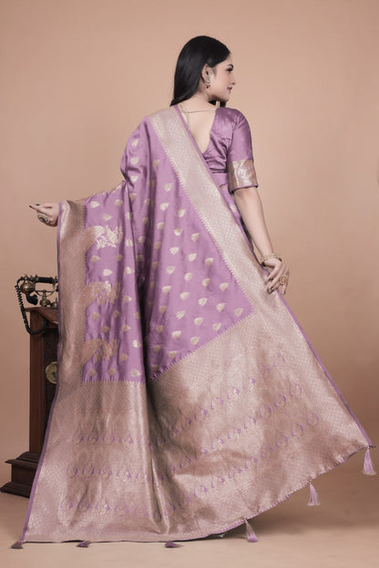 Elegent Lavender Banarasi Silk Saree with Golden Zari Weaving