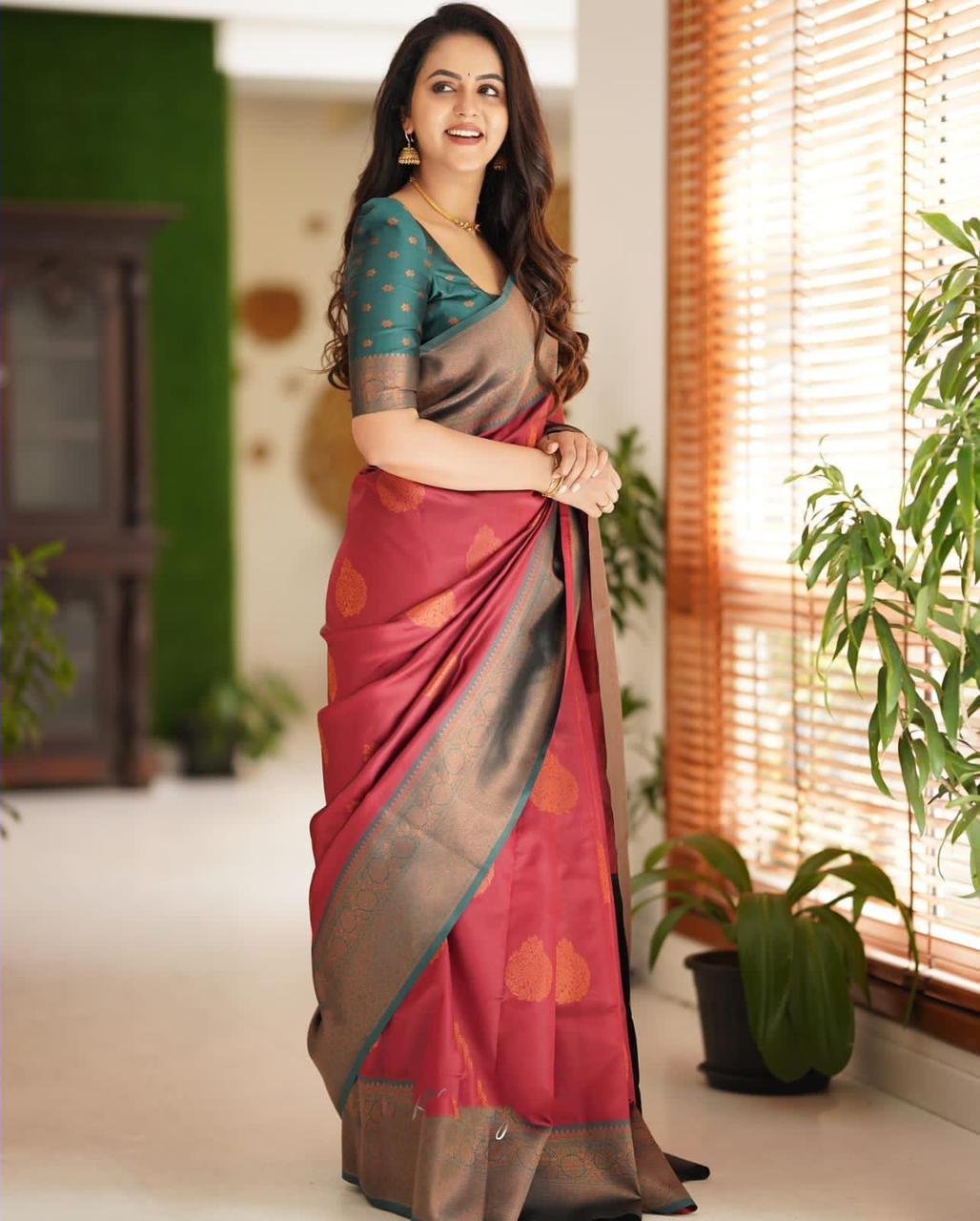 Attractive Women’s Elegant Rich Weaving Festive Wear Saree