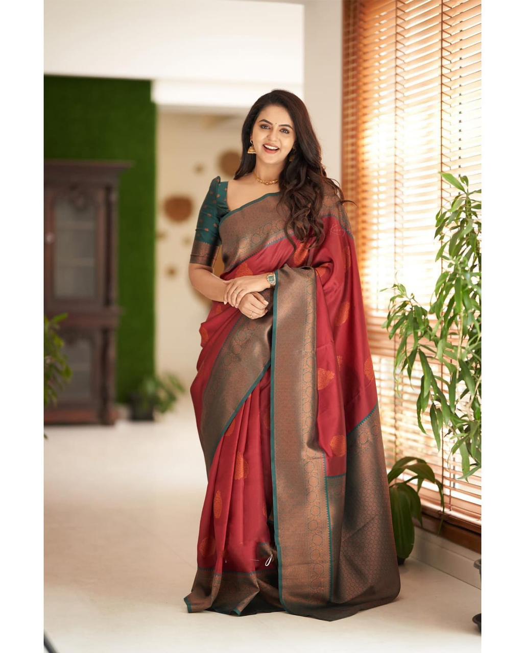 Attractive Women’s Elegant Rich Weaving Festive Wear Saree