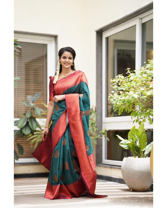 Trendy Women’s Rich Contrast Pallu Traditional Lichi Silk Saree