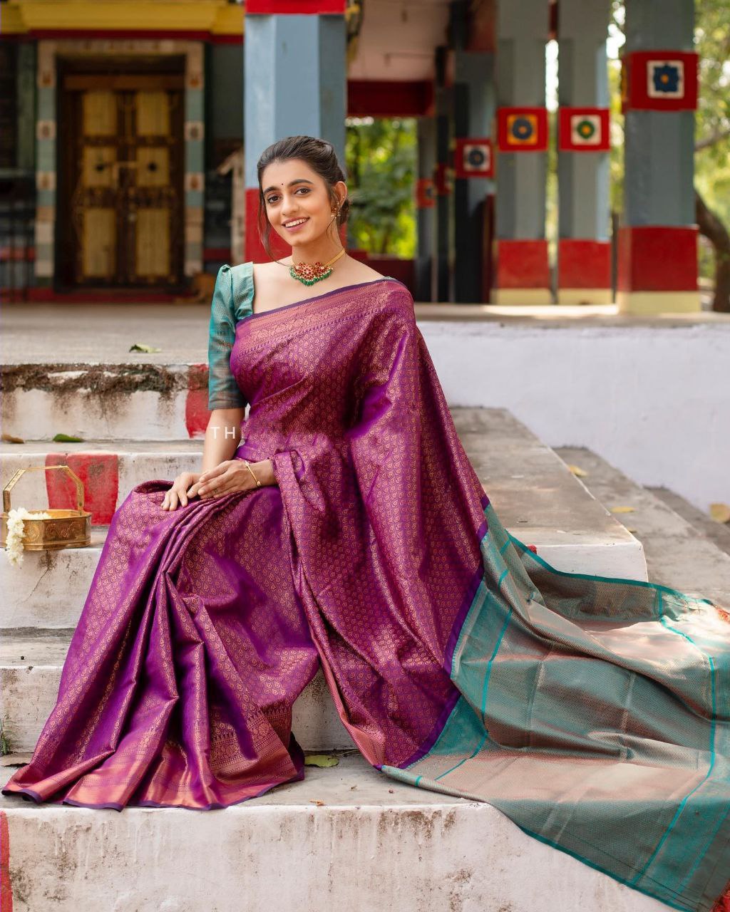 Gorgeous Traditional Kanjivaram Style Lichi Silk Sare