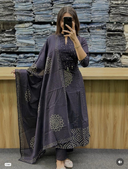 Gorgeous Midnight Blue Bandhani Print Ethnic Ensemble