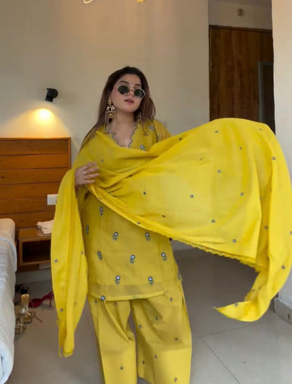 Đěsigner Party Wear Look Mul Chandheri & Farshi Palazzo With Dupatta set