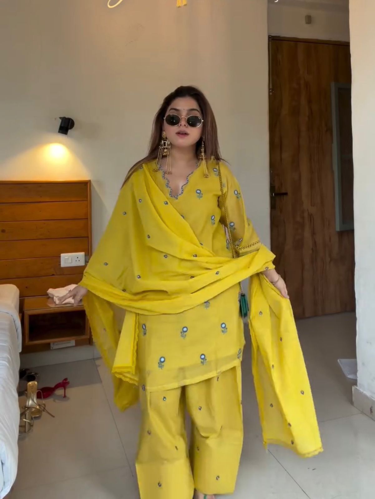 Đěsigner Party Wear Look Mul Chandheri & Farshi Palazzo With Dupatta set