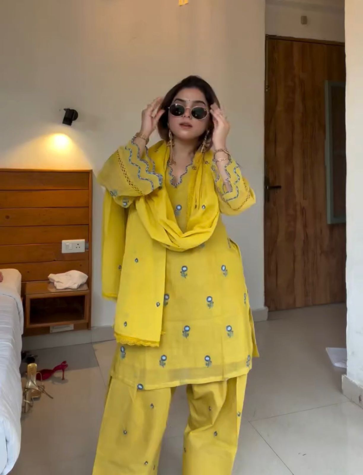 Đěsigner Party Wear Look Mul Chandheri & Farshi Palazzo With Dupatta set