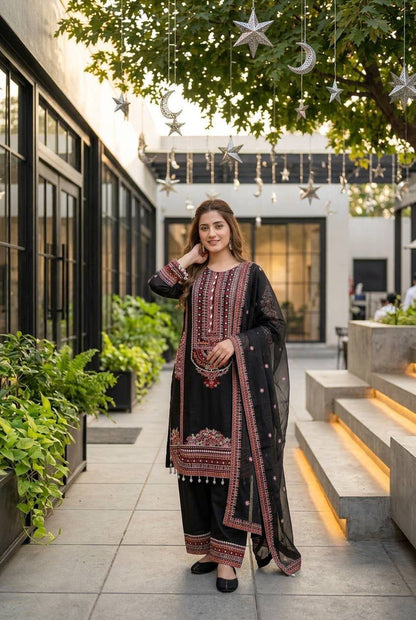 Midnight Black Floral Embroidered Heavy Mal Chanderi Suit Set with Organza Dupatta