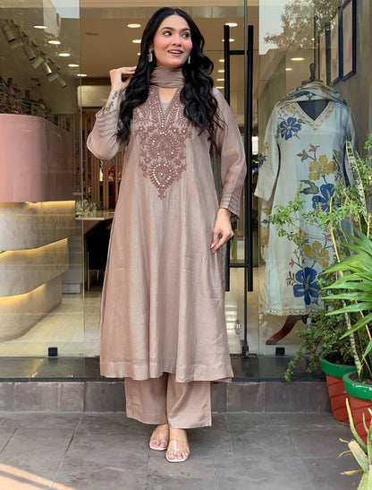 Dusty Rose Embroidered Kurta Pant Set with Matching Dupatta