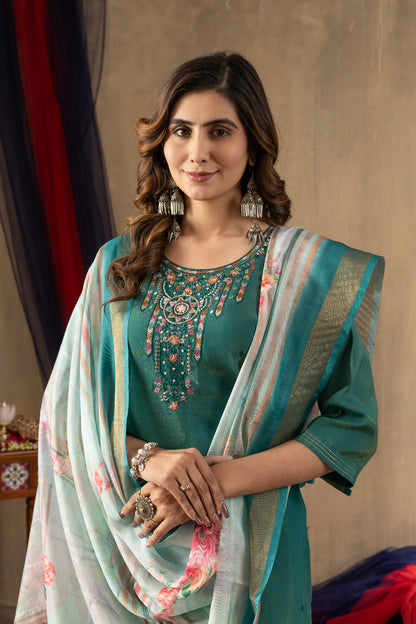 Teal Embroidered Kurta Pant Set with Floral Organza Dupatta