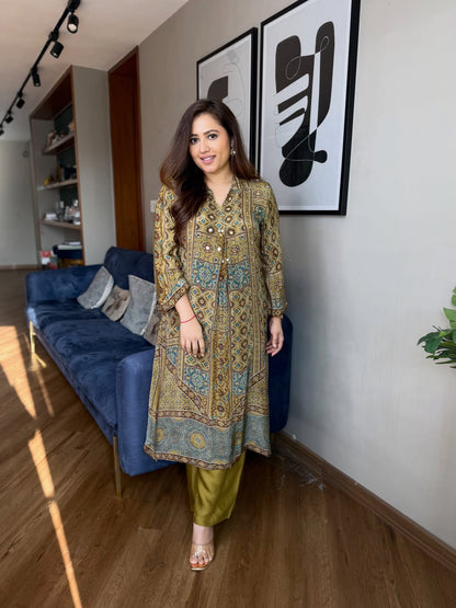 Graceful Olive Heritage Printed Kurta Set with Matching Pants