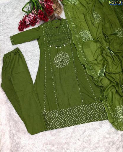 Trendy Olive Green Kurta Set With Dupatta