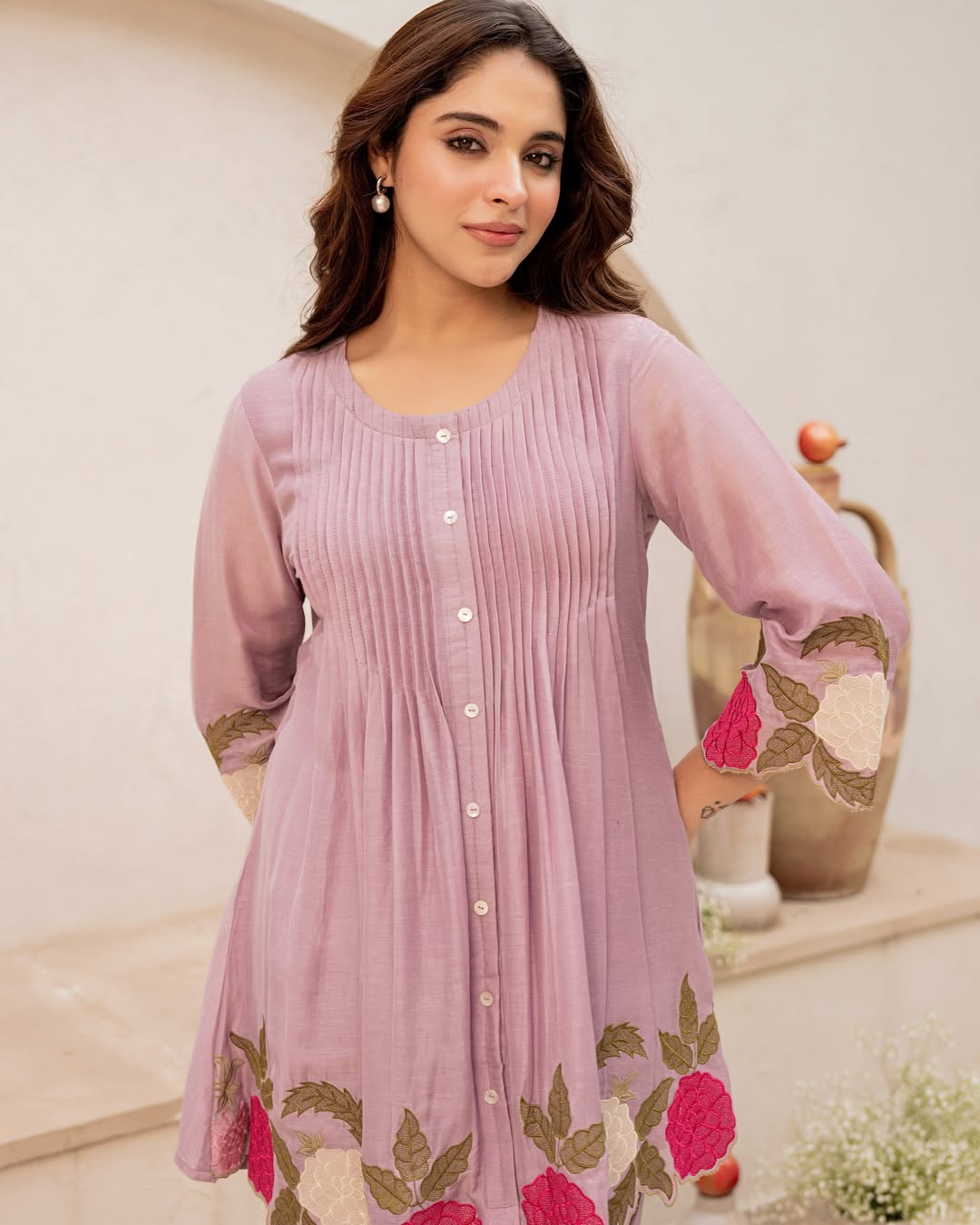 Dusty Mauve Floral Appliqué Kurta Pant Set