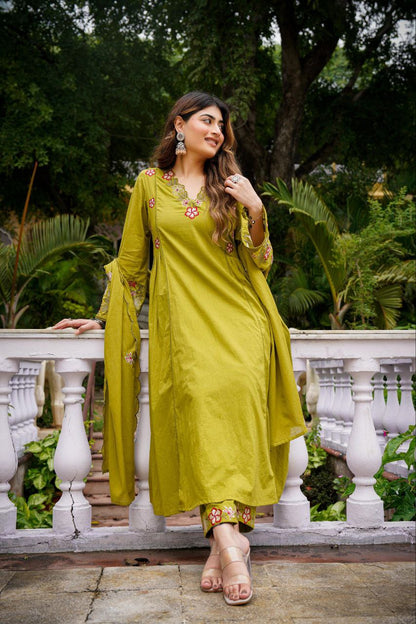 Mehendi Bloom Embroidered Flared Suit Set