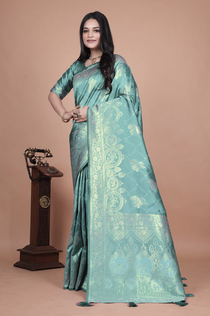 Royal Rama Green Woven Banarasi Silk Saree with Traditional Floral Zari Work