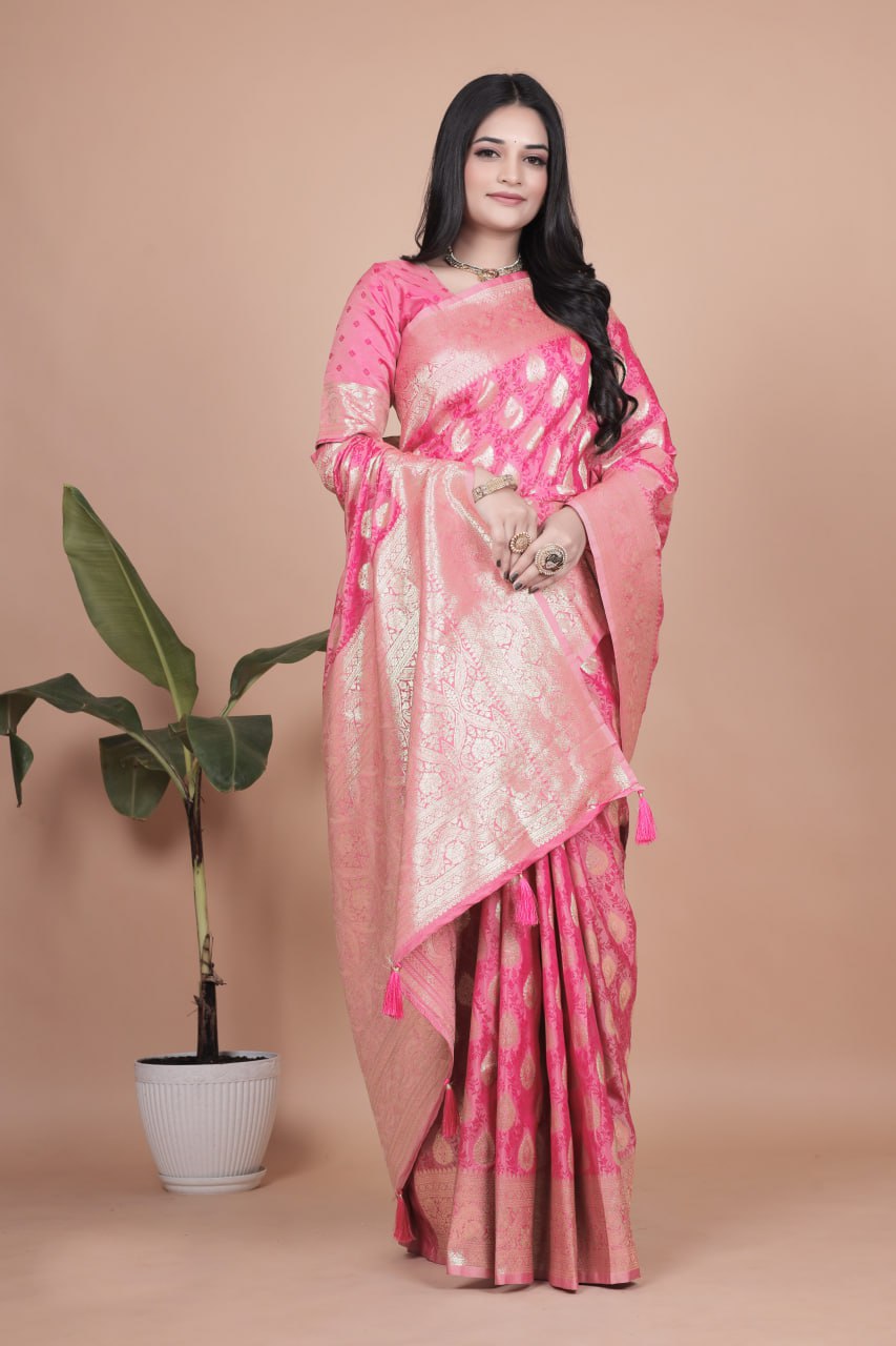 Gorgous Rani Pink Banarasi Silk Saree with All-Over Zari Butti & Rich Pallu