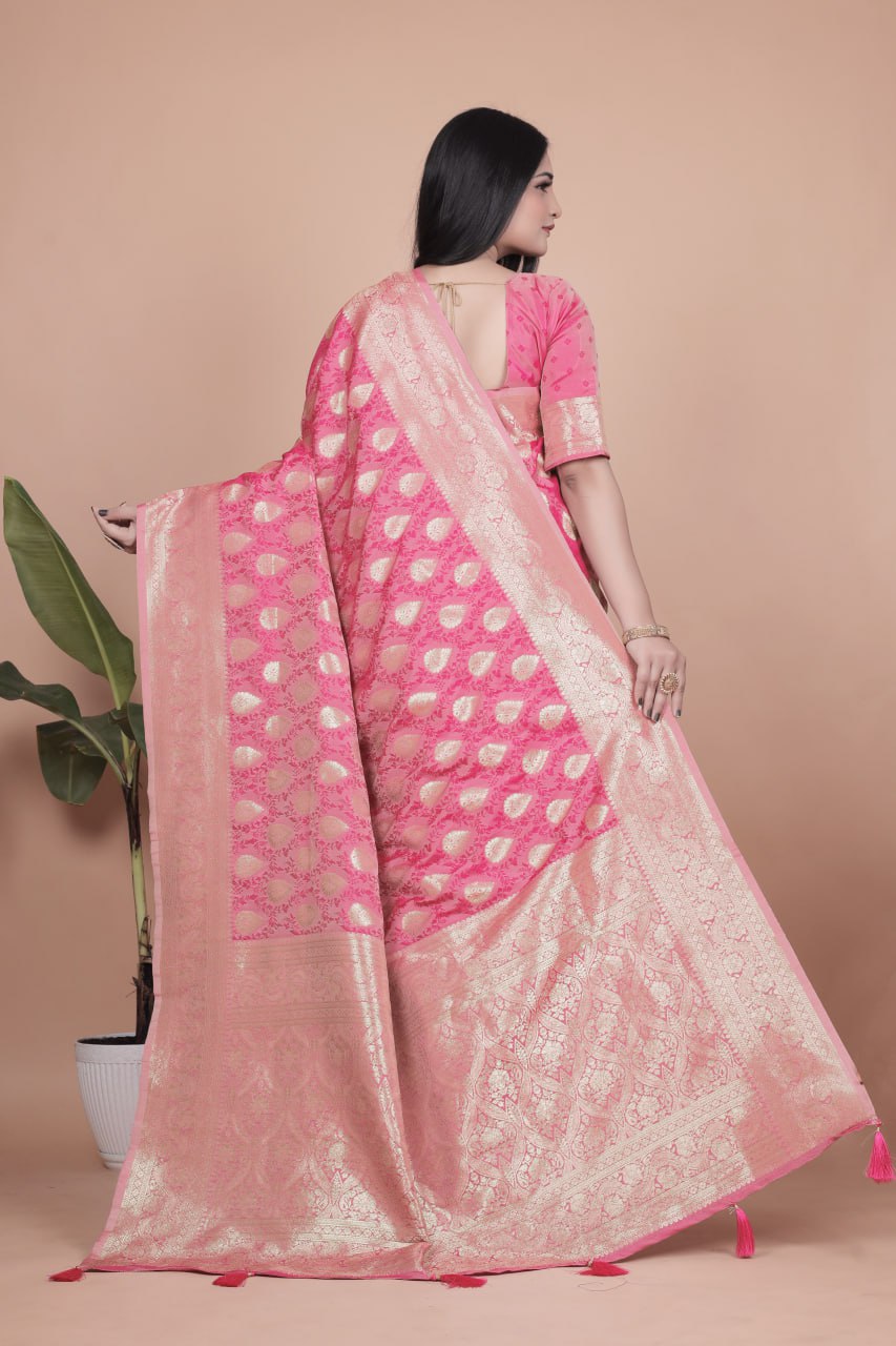 Gorgous Rani Pink Banarasi Silk Saree with All-Over Zari Butti & Rich Pallu