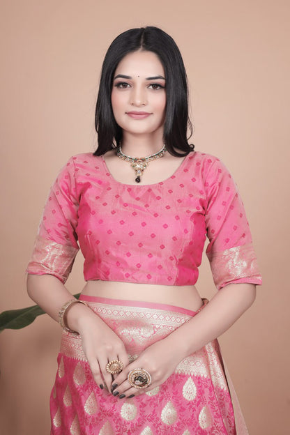 Gorgous Rani Pink Banarasi Silk Saree with All-Over Zari Butti & Rich Pallu