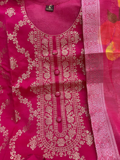 Traditional Rani Pink Banarasi Silk Woven Kurta Pant Set with Floral Printed Dupatta