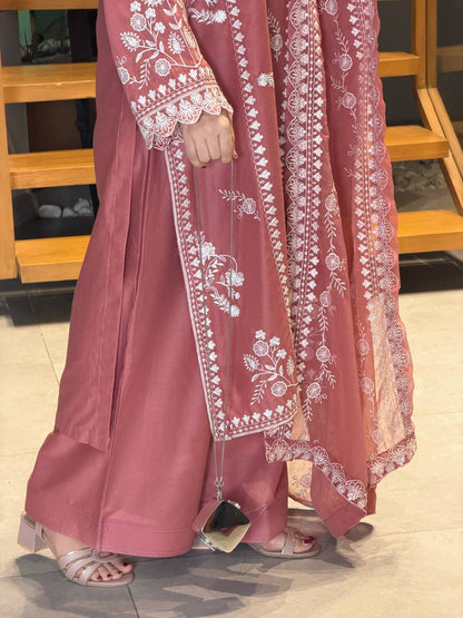 Elegant Rose Pink Embroidered 3-Piece Suit Set