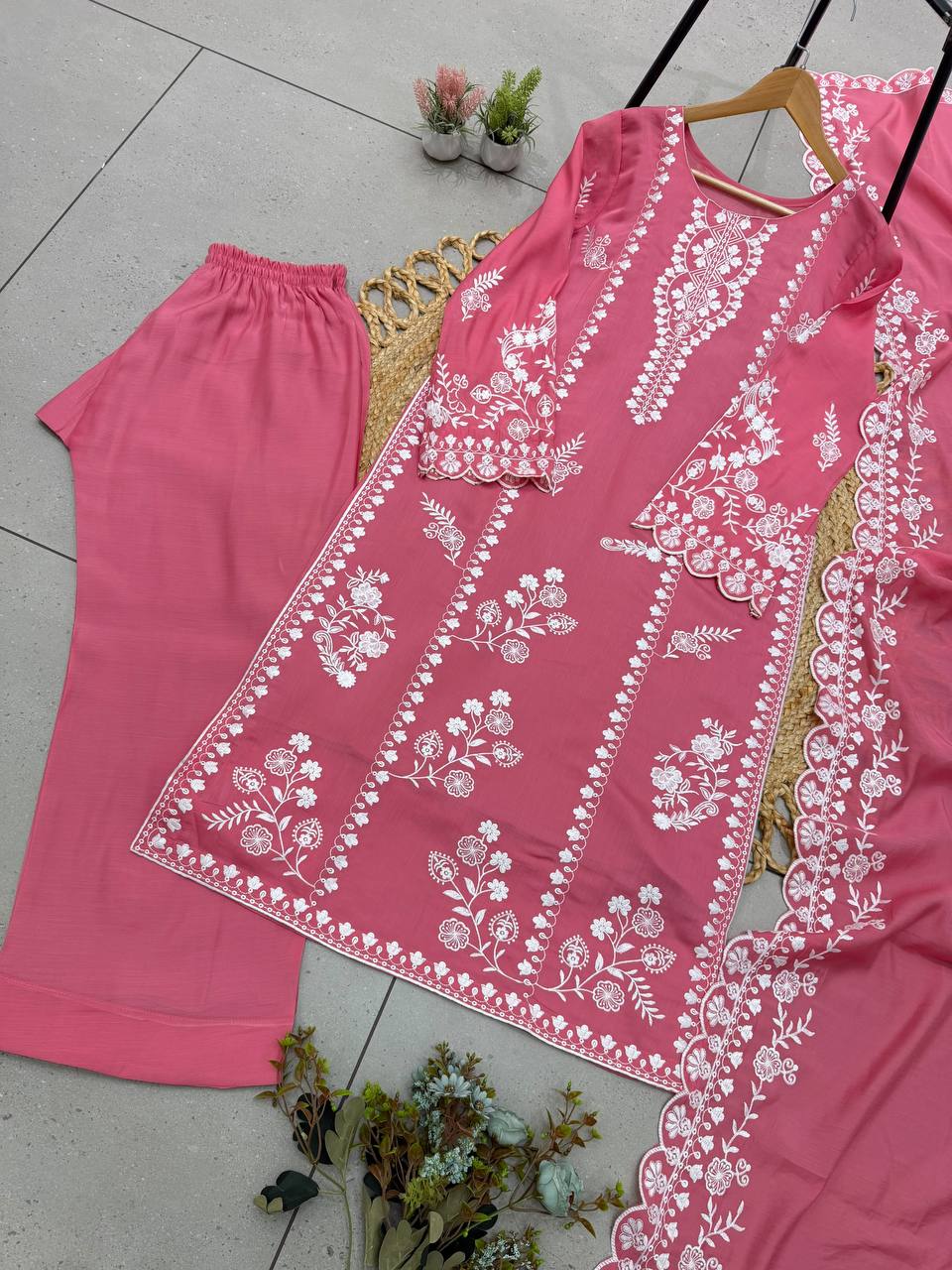 Elegant Rose Pink Embroidered 3-Piece Suit Set