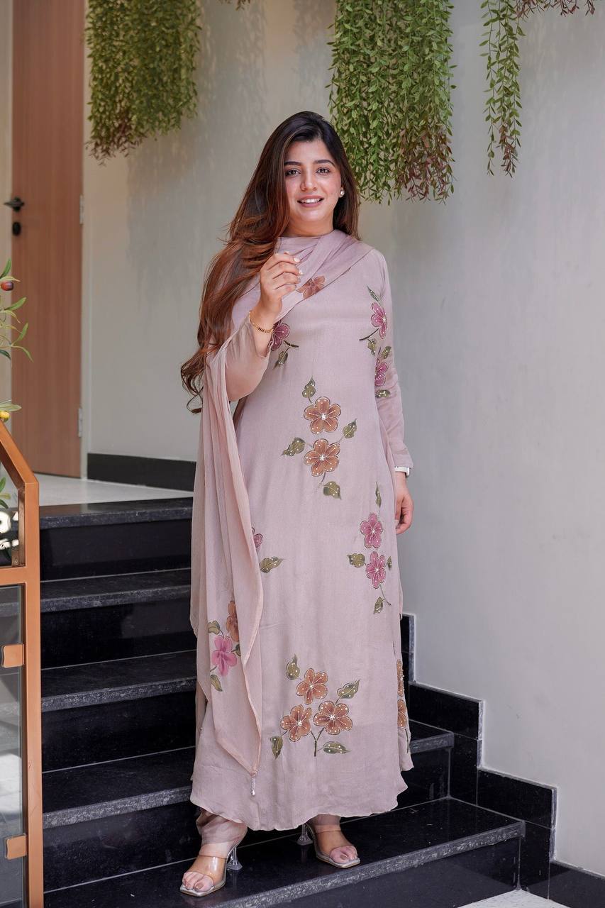Pretty Dusty Pink Floral Embroidered Suit Set