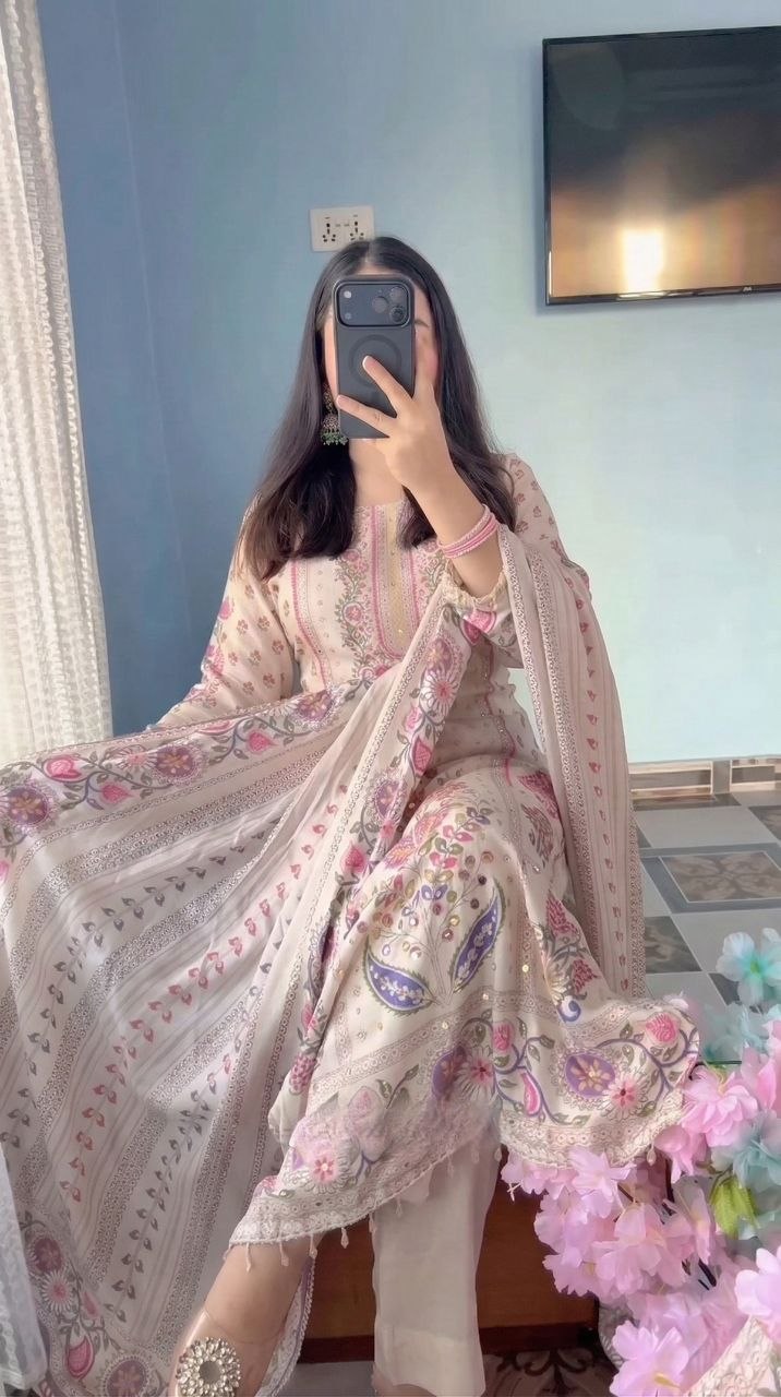 Graceful Ivory Floral Printed Premium Suit Set with Elegant Dupatta