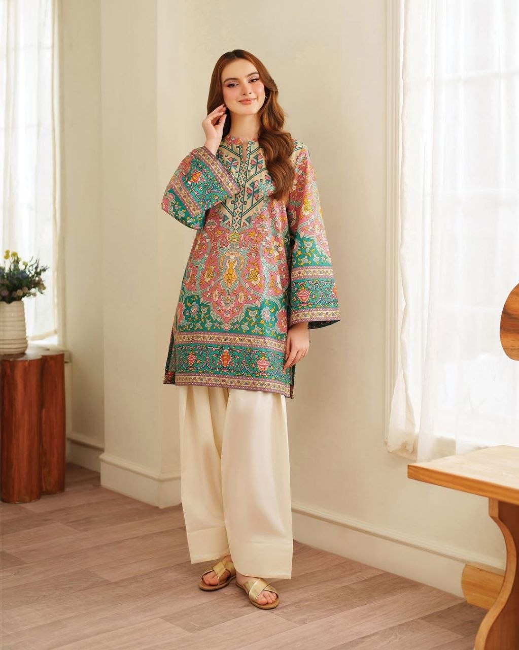 Magic Multicolor Printed Kurta with Off-White Palazzo Set for Women