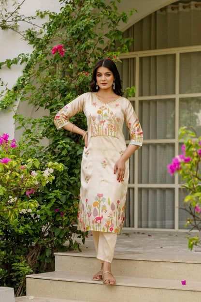 Elegant Ivory Floral Embroidered Kurta Set with Matching Dupatta