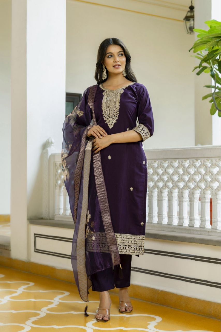 Majestic Royal Purple Embroidered Suit Set with Floral Organza Dupatta