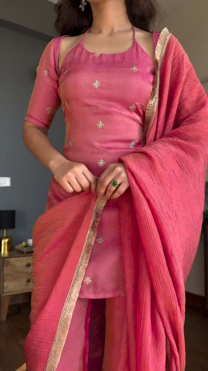 Radiant Rose Pink Kurta Set with Chic Silhouette