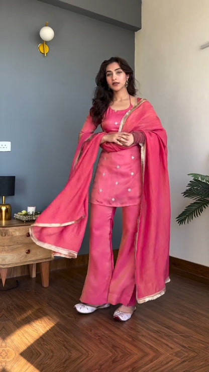 Radiant Rose Pink Kurta Set with Chic Silhouette