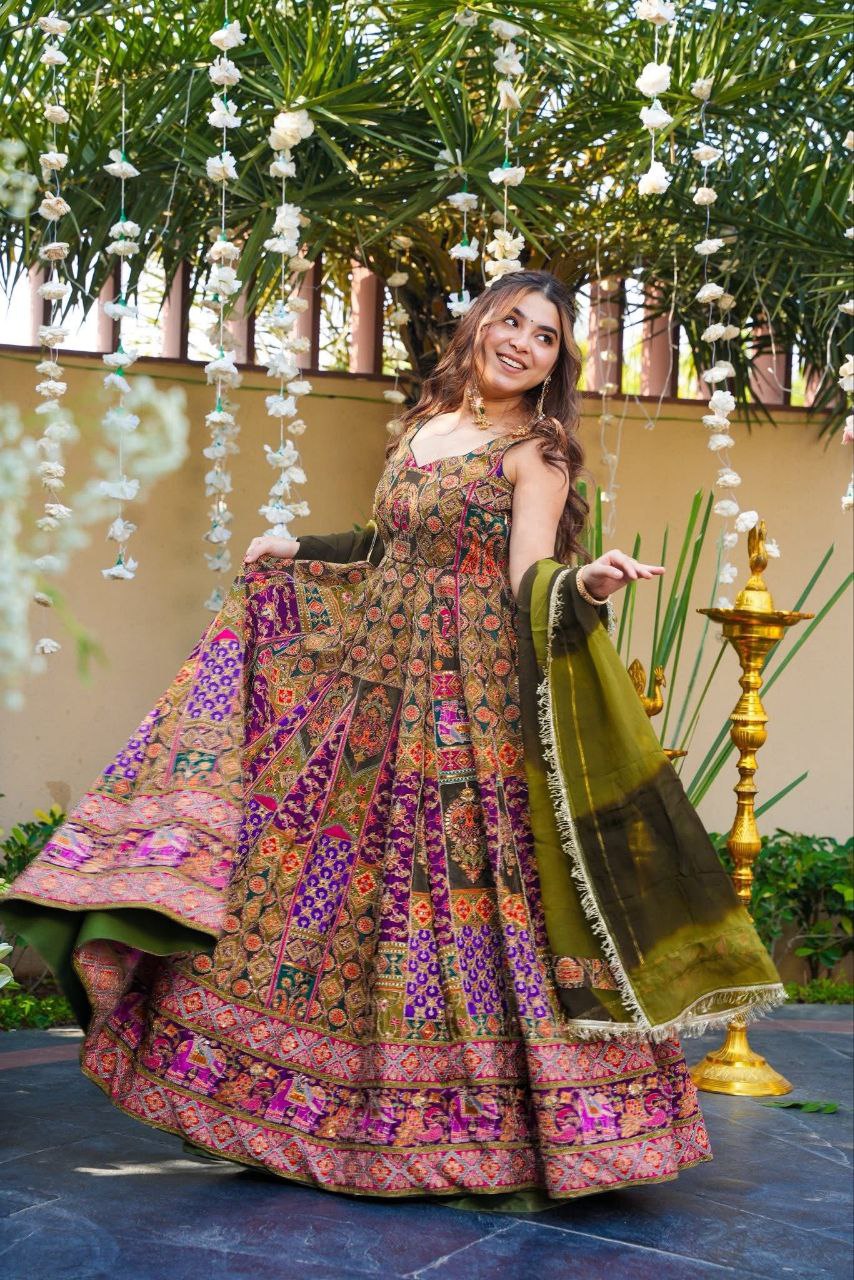 Royal Noir Premium Chinon Silk Designer Anarkali Gown Set with Heritage Print