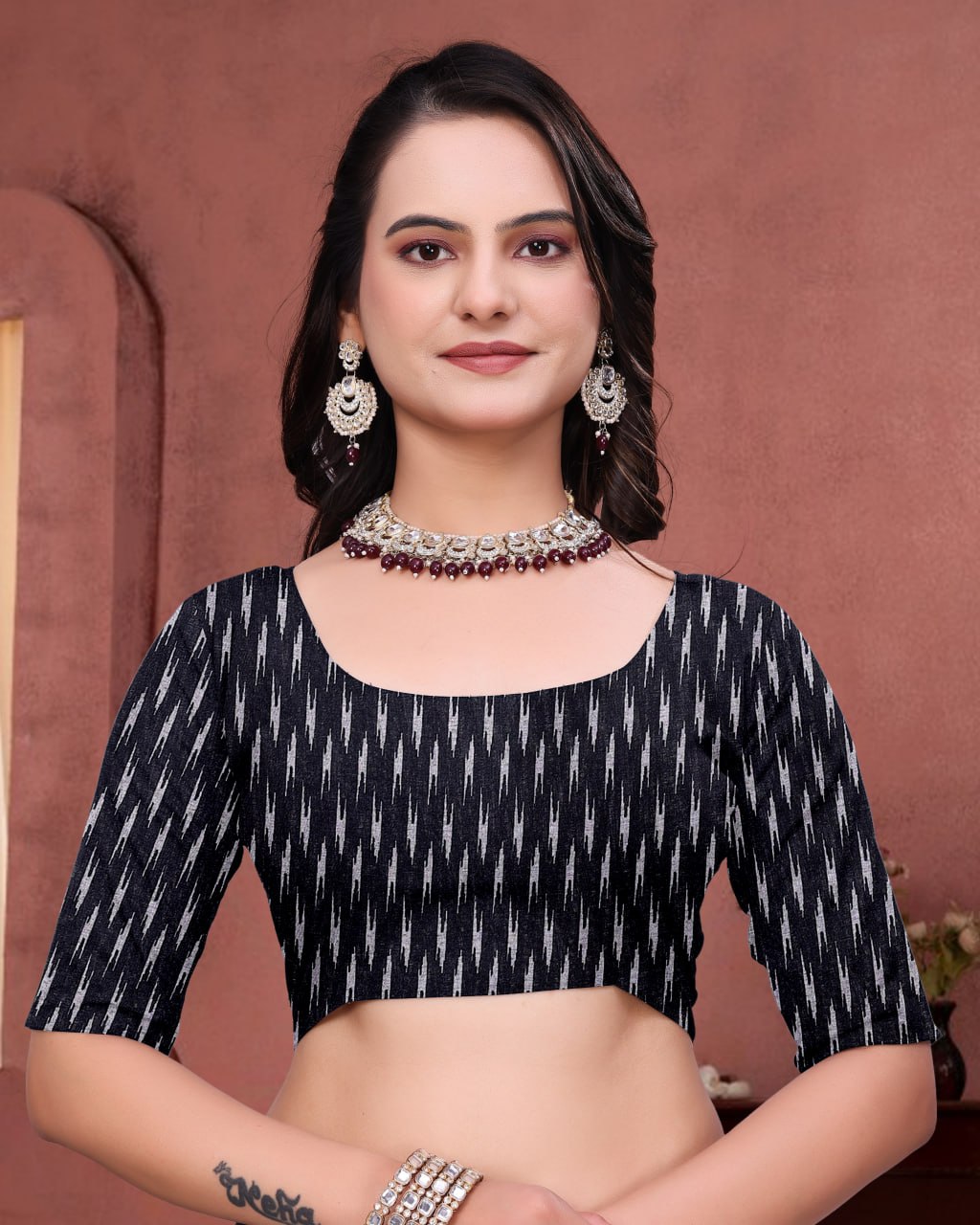 Attractive Maroon Mal Cotton Saree with Black Floral Border Design