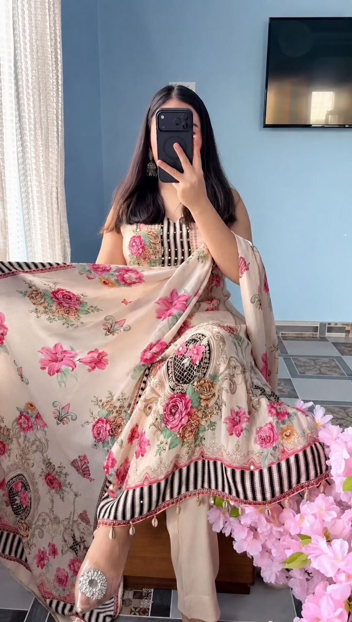 Peach Blossom Elegance Printed Suit Set