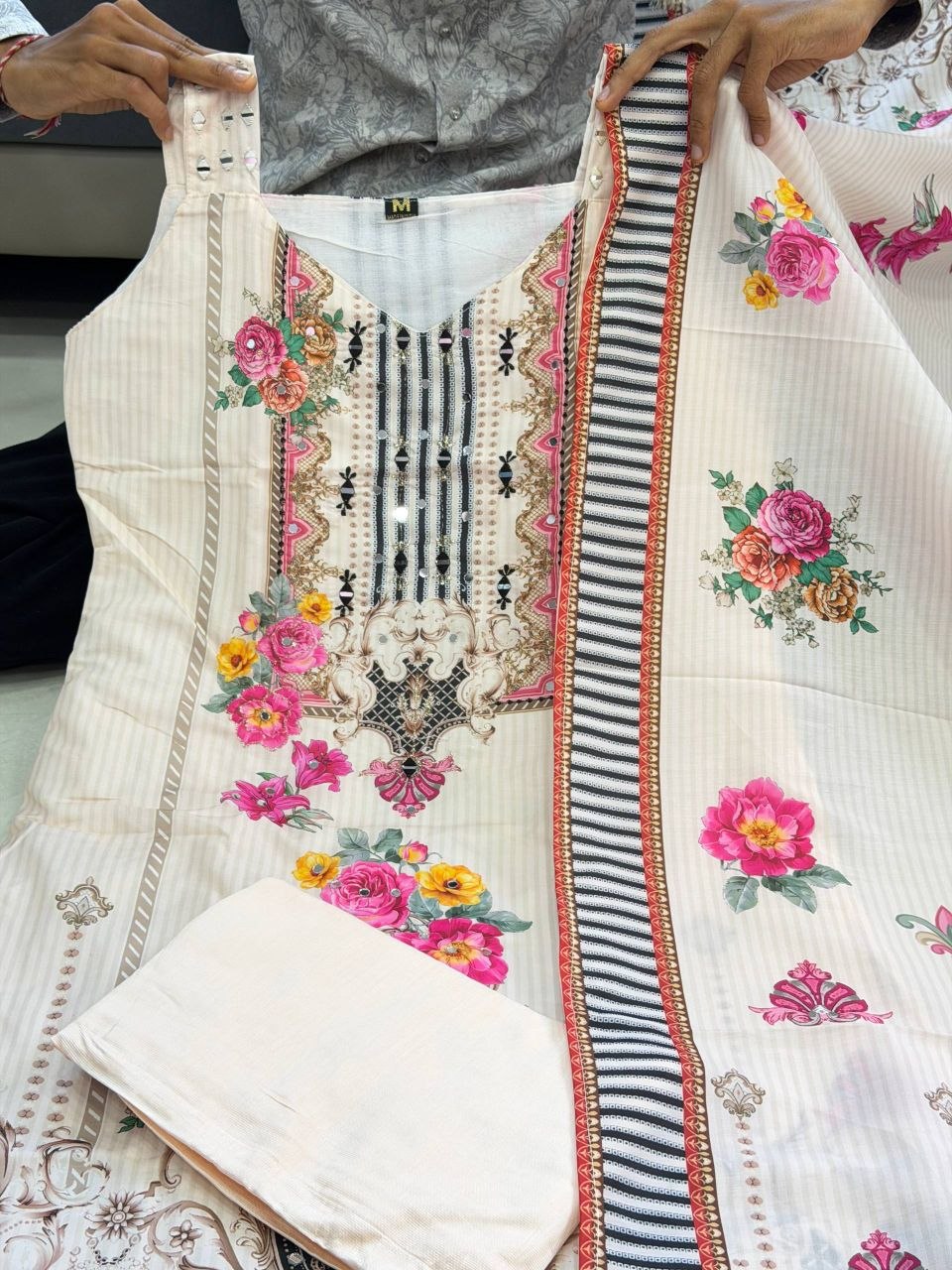 Peach Blossom Elegance Printed Suit Set