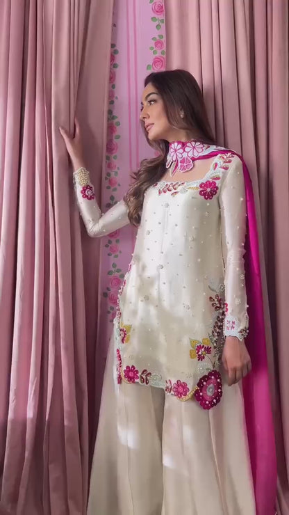 NEW ĐĚSIGNER PARTY WEAR TOP AND PLAZZO. WITH FANCY DUPPATA AND EMBROIDERY WORK