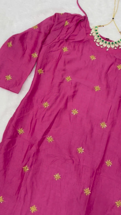 Radiant Rose Pink Kurta Set with Chic Silhouette